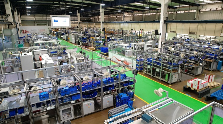 ABB expands its Smart Power factory capacity with cobots in Bangaluru