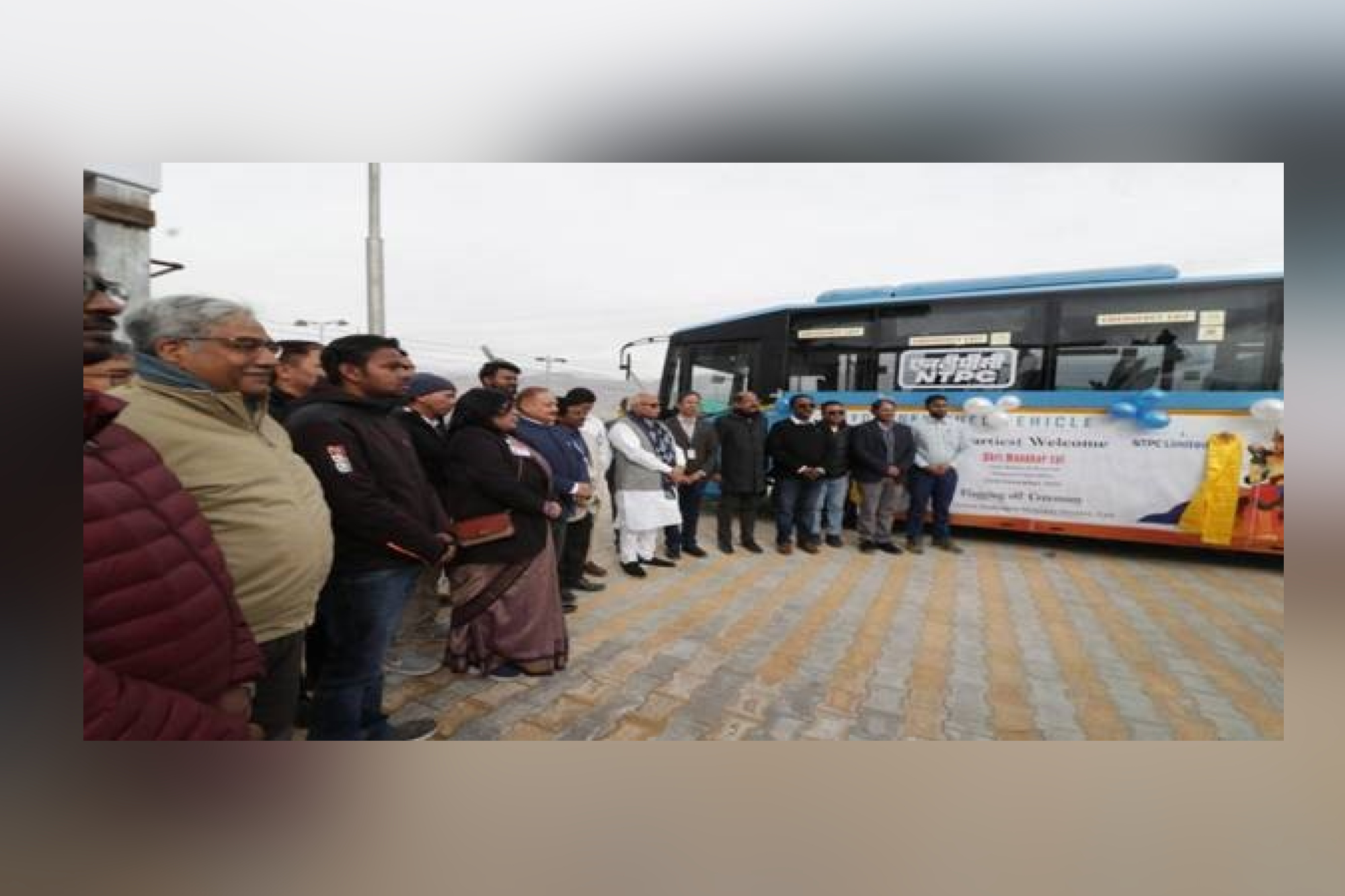 Minister Manohar Lal inaugurates NTPC’s Green Hydrogen buses in Leh